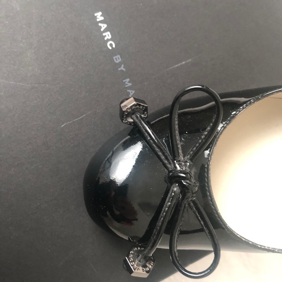 Marc by Marc Jacobs Patent leather shoes - Picture 2 of 5
